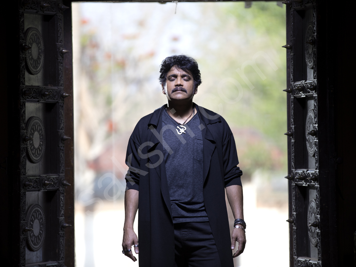 raju gari gadhi 2 movie stills - Sakshi