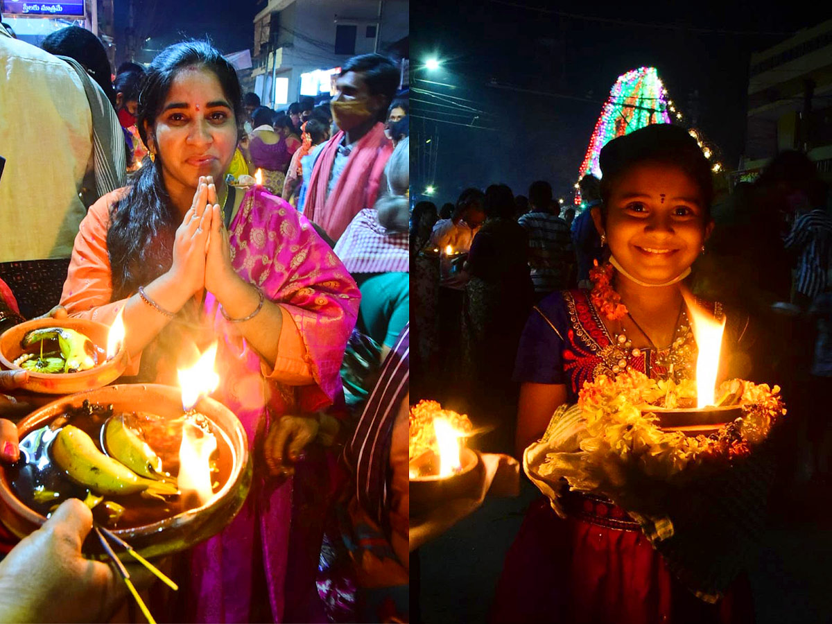 Vuyyuru Veerammatalli Tirunala Photos - Sakshi21