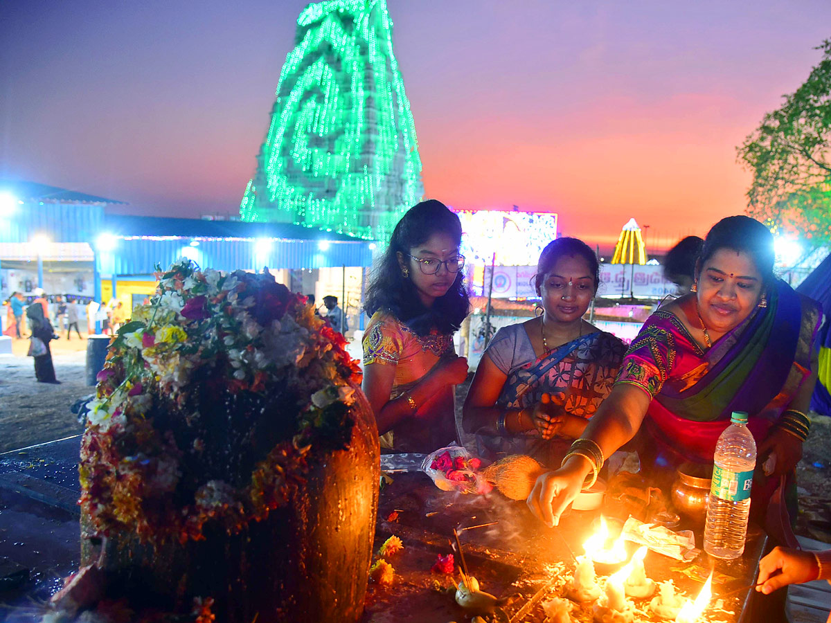 Maha shivratri Keesaragutta Temple Photos - Sakshi