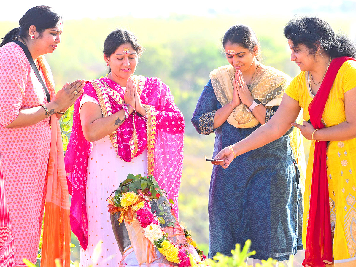 Maha shivratri Keesaragutta Temple Photos - Sakshi