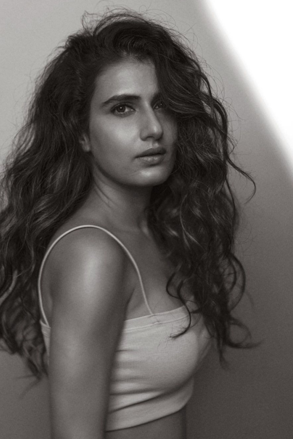 Fatima Sana Shaikh Hd photos - Sakshi