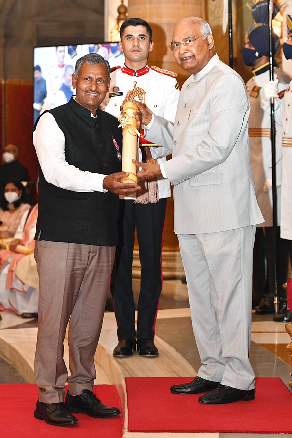 President Kovind Presents Padma Awards at 2022 Ceremony - Sakshi