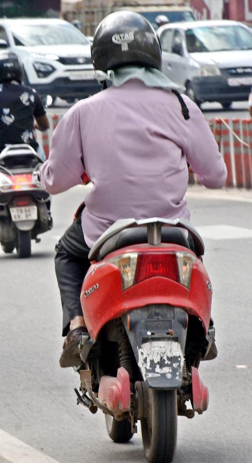 Bikes No Number Plate In Hyderabad - Sakshi