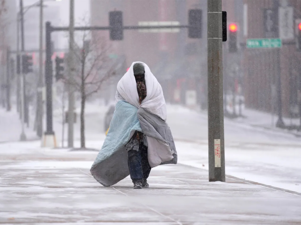 Heavy Winter Snow Storm In America: US Snow Toofan Photos Goes Viral - Sakshi