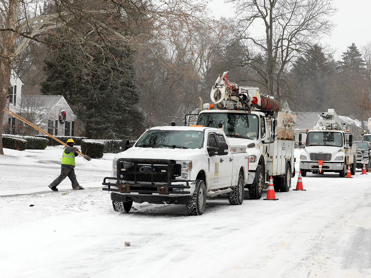 Heavy Winter Snow Storm In America: US Snow Toofan Photos Goes Viral - Sakshi