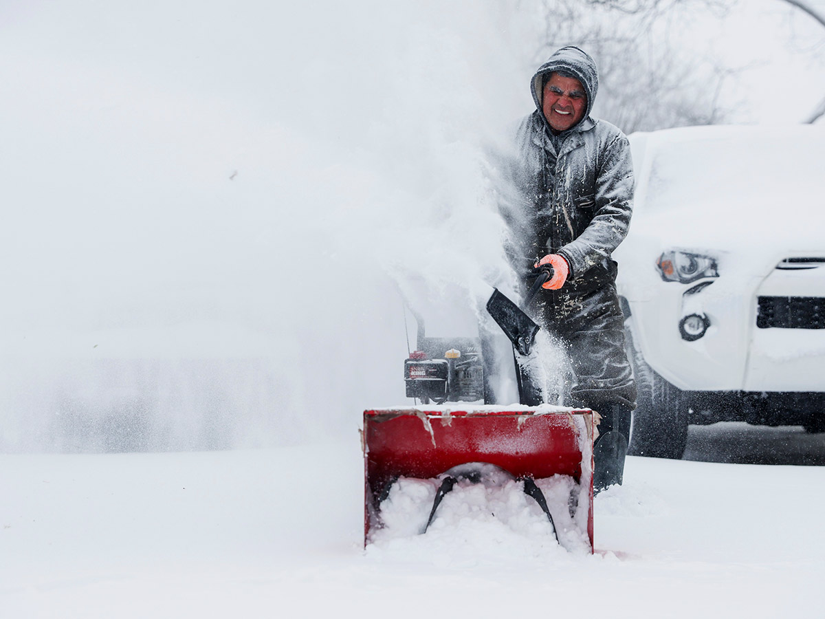 Heavy Winter Snow Storm In America: US Snow Toofan Photos Goes Viral - Sakshi