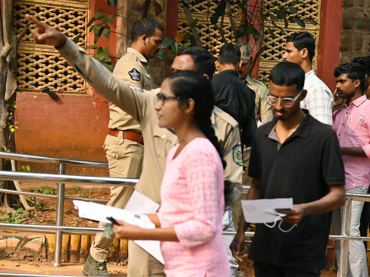 AP Constable Preliminary Exam January 22nd Photos - Sakshi
