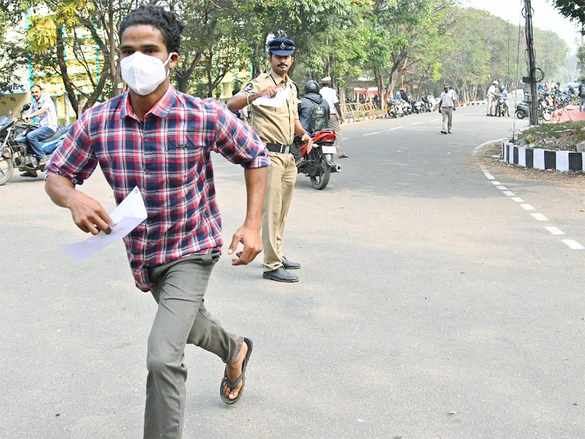 AP Constable Preliminary Exam January 22nd Photos - Sakshi