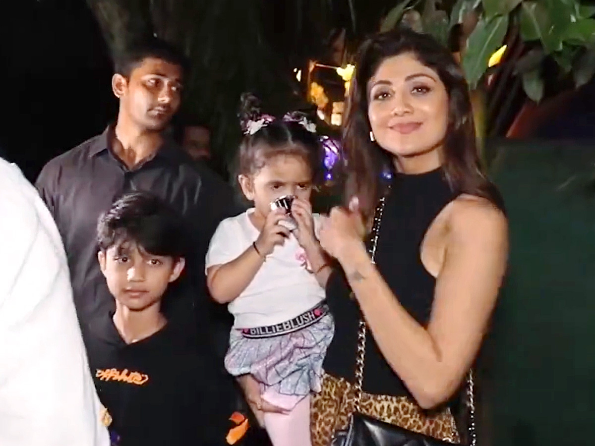 Karan Johars kids birthday party Photos - Sakshi