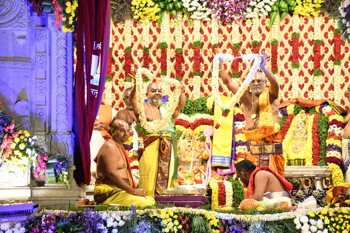 Yadadri Sri Lakshmi Narasimha Swamy Kalyana Mahotsavam - Sakshi