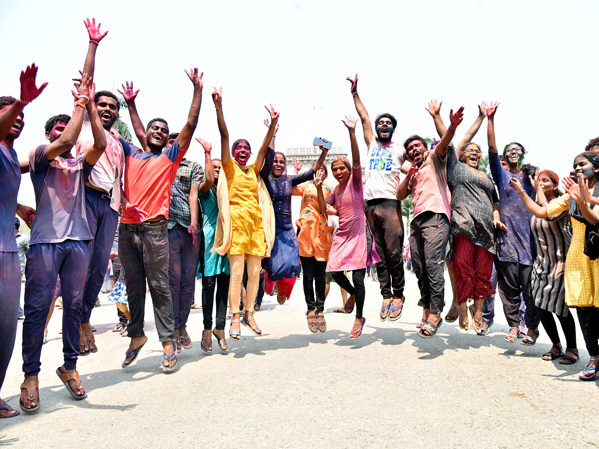 Holi Celebration in Hyderabad Photos - Sakshi