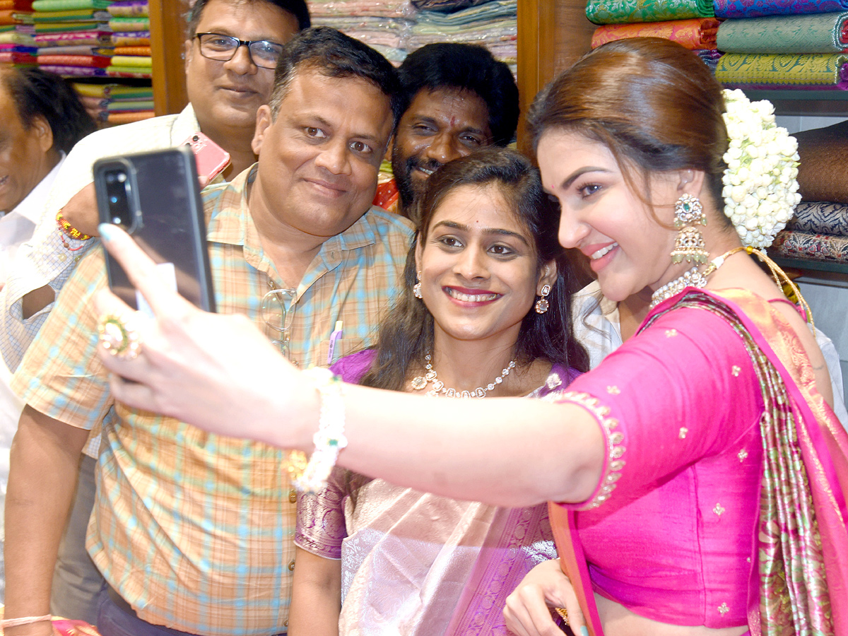 Honey Rose Shop opening in Warangal Photos - Sakshi