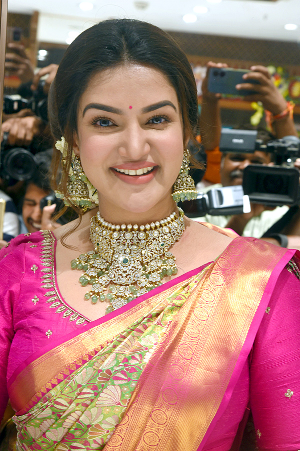 Honey Rose Shop opening in Warangal Photos - Sakshi