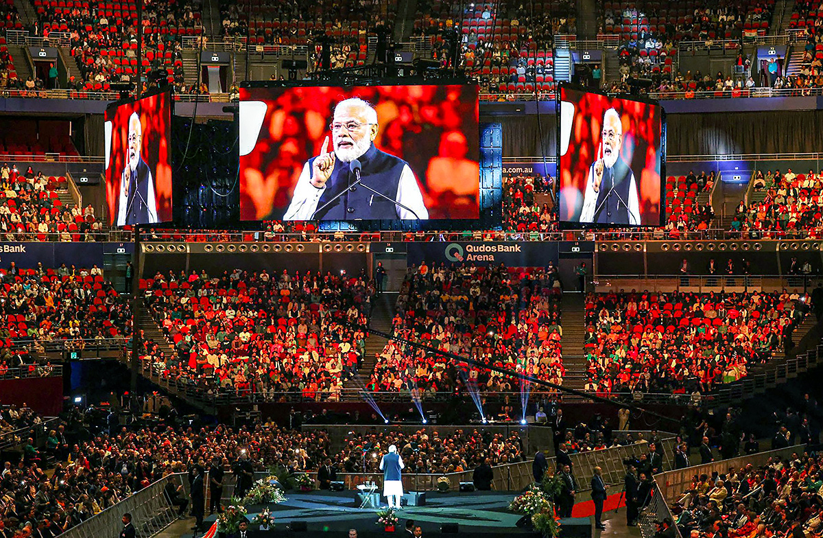 Prime Minister Narendra Modi addresses the Indian community programme in Sydney - Sakshi