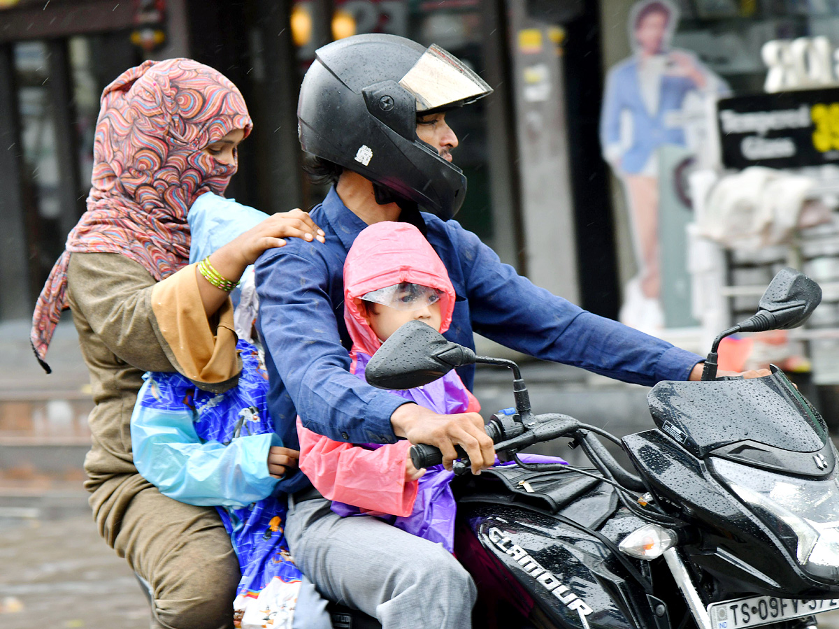 Heavy Rains Lashes Hyderabad Photos - Sakshi