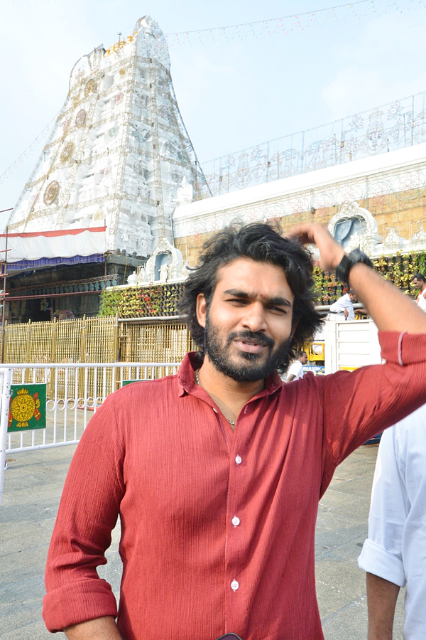 Tollywood Actor Kiran Abbavaram Visited Tirumala Temple PHotos - Sakshi