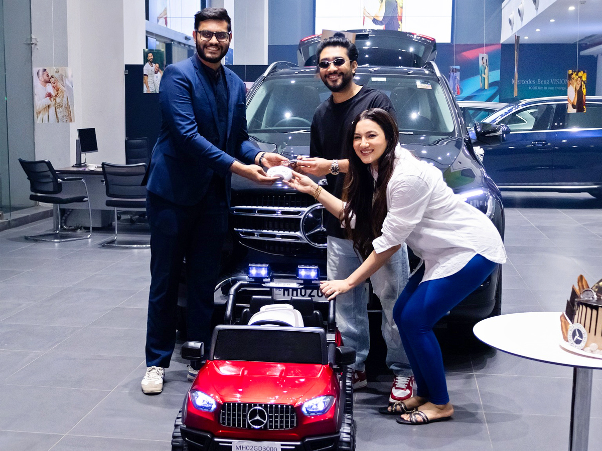 Actress Gauahar Khan buys a brand new Mercedes Benz Photos - Sakshi