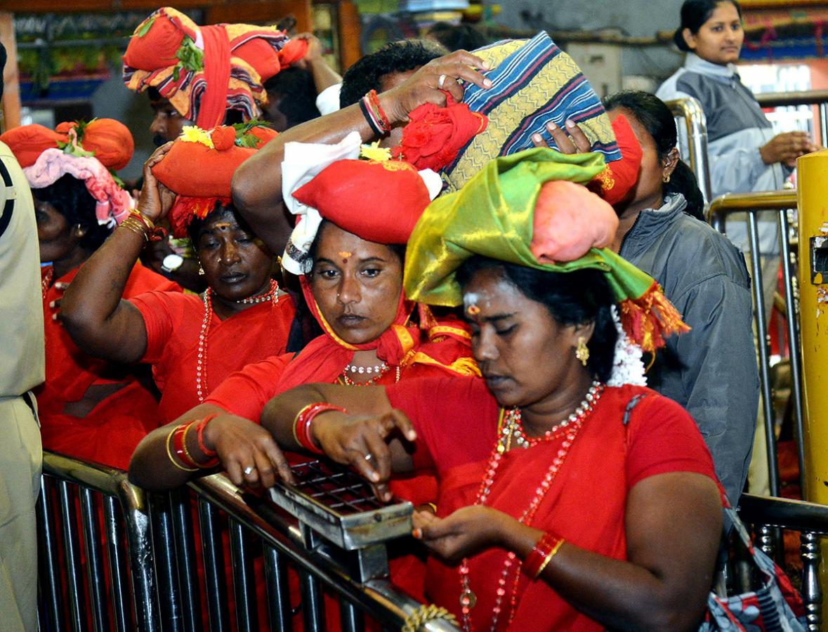 Bhavani Deeksha Viramana in Vijayawada Durga Temple Photos - Sakshi