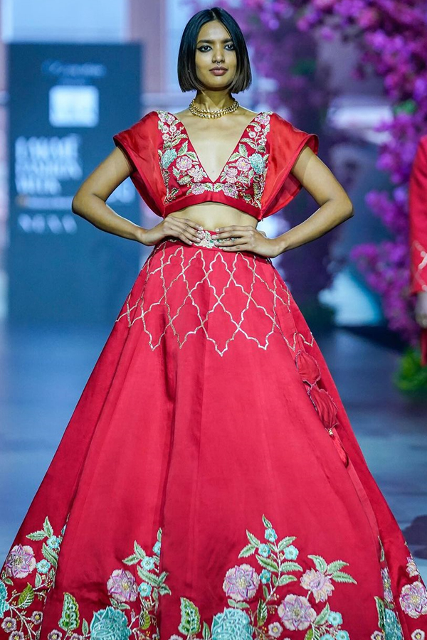 Lakme Fashion Week 2024 popular models photos goes viral - Sakshi