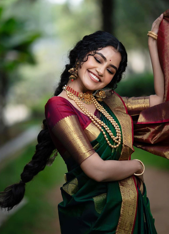 Anupama Parameswaran Amazing Saree Look - Sakshi