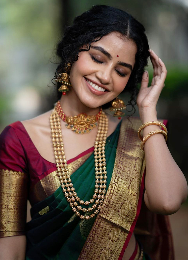 Anupama Parameswaran Amazing Saree Look - Sakshi