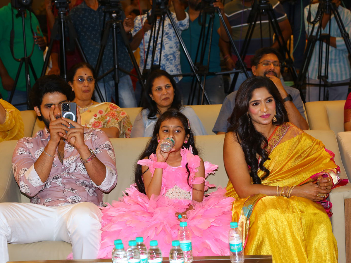 Aa Okkati Adakku Pre Release Event Photos