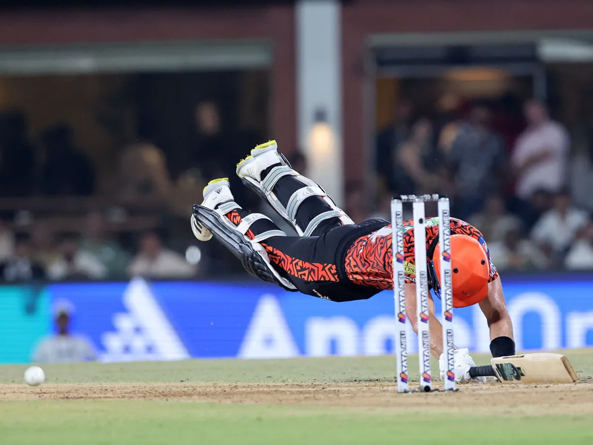Kolkata Knight Riders beat Sunrisers Hyderabad by 8 wickets: Photos