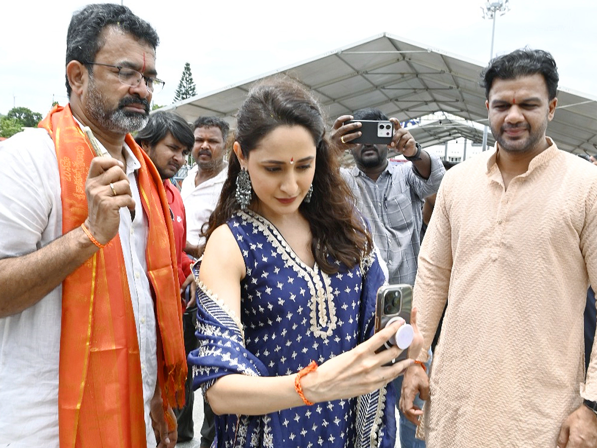 Tollywood celebreties visit Tirumala Tirupati Temple Photos