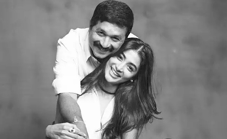 Father's Day 2024: Actress With Their Father Beautiful Photos