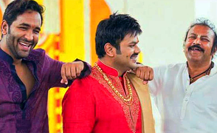 Father's Day: Tollywood Actors With Their Dads Beautiful Photos