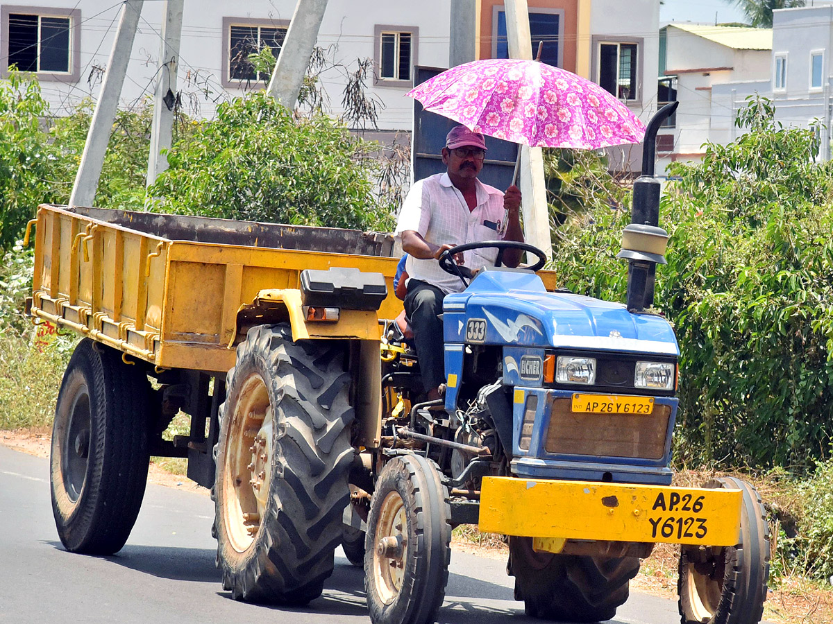  Best Photos of The Day in AP and Telangana Photo Gallery