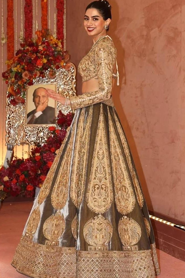 Celebs Wore Beautiful Ghagra And Lehenga For Radhika And Anant Wedding