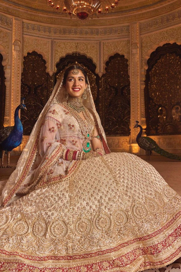 Bride Radhika Merchant Looks Like A Queen In Lehenga