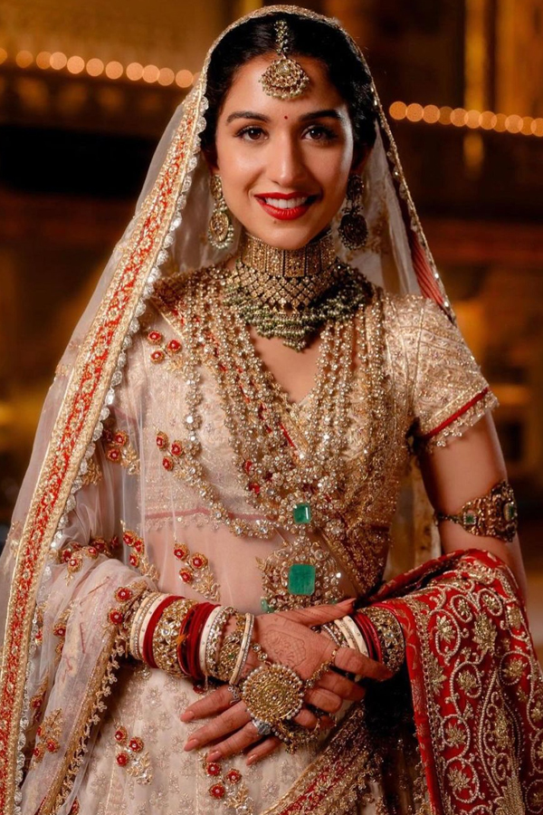 Bride Radhika Merchant Looks Like A Queen In Lehenga