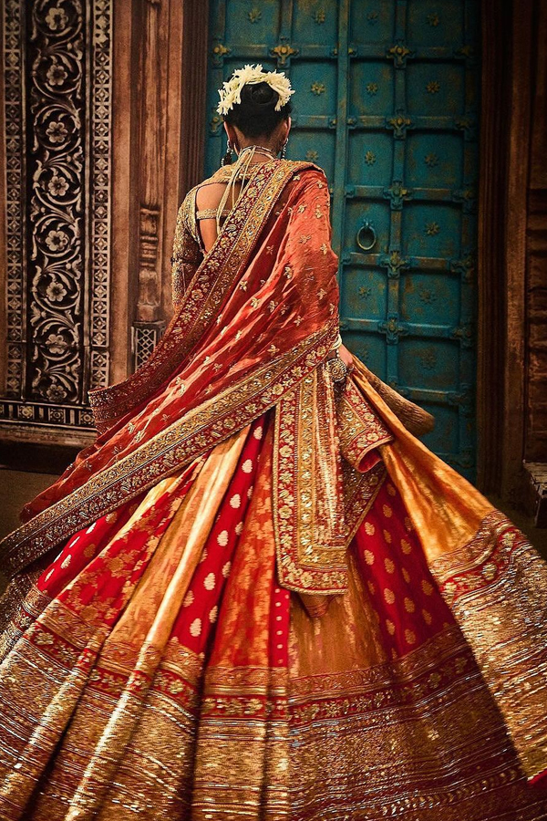 Bride Radhika Merchant Looks Like A Queen In Lehenga