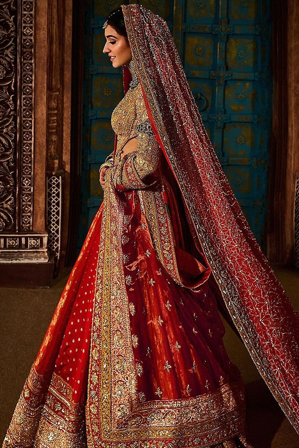 Bride Radhika Merchant Looks Like A Queen In Lehenga