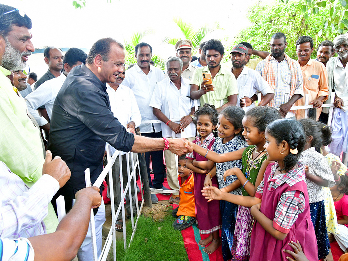 Best Photos of The Day in AP and Telangana Photo Gallery21