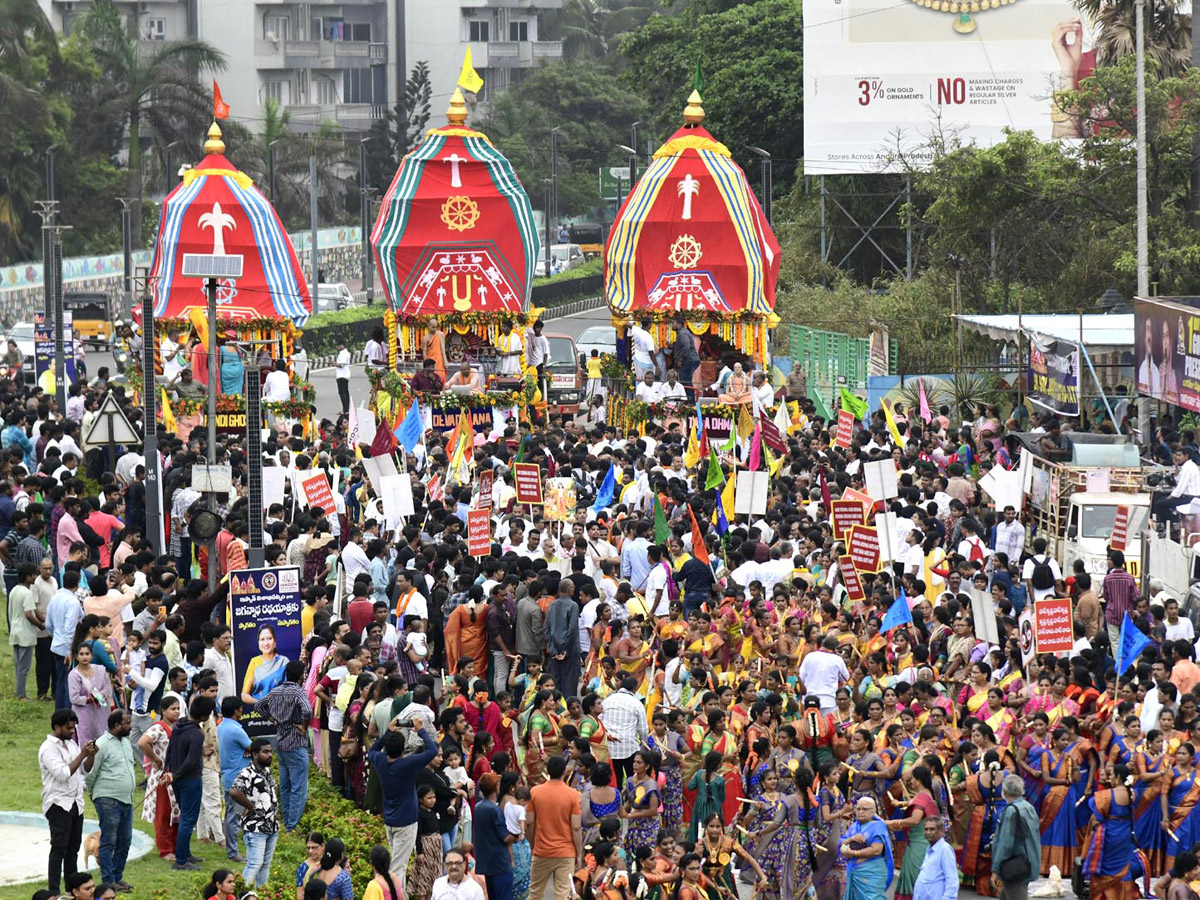 Best Photos of The Day in AP and Telangana Photo Gallery53