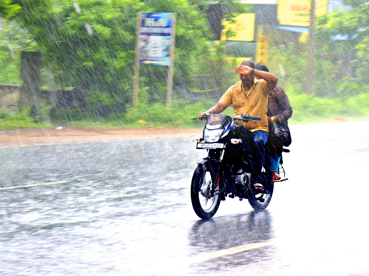 Best Photos of The Day in AP and Telangana Photo Gallery56