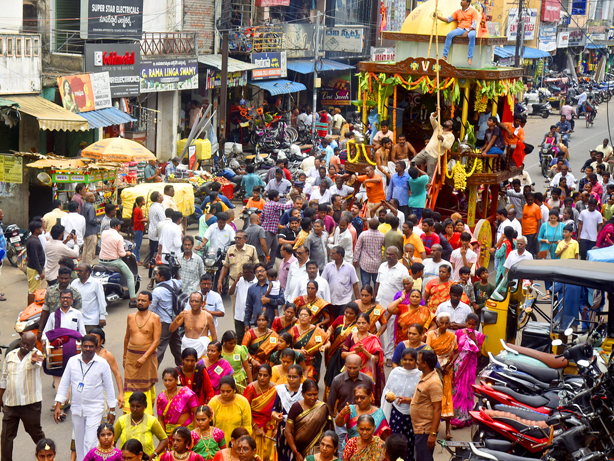 Best Photos of The Day in AP and Telangana Photo Gallery57