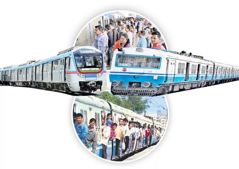 Over 25 lakh passengers travel by Hyderabad metro rail on 22days - Sakshi