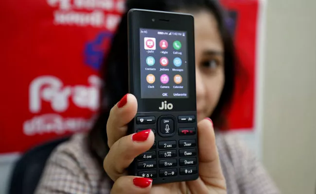Jio Phone Rs. 153 Prepaid Pack Upgraded to Offer 1GB Data per Day - Sakshi