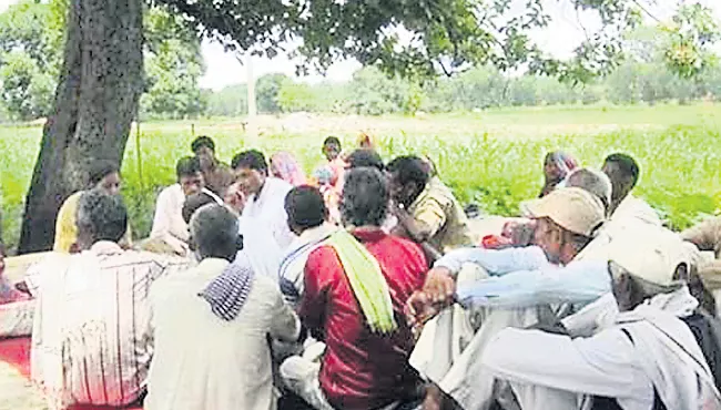 Panchayat Samiti Pressurising on Agriculture Officers - Sakshi
