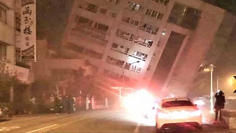 Earthquake in Taiwan causes heavy damage - Sakshi