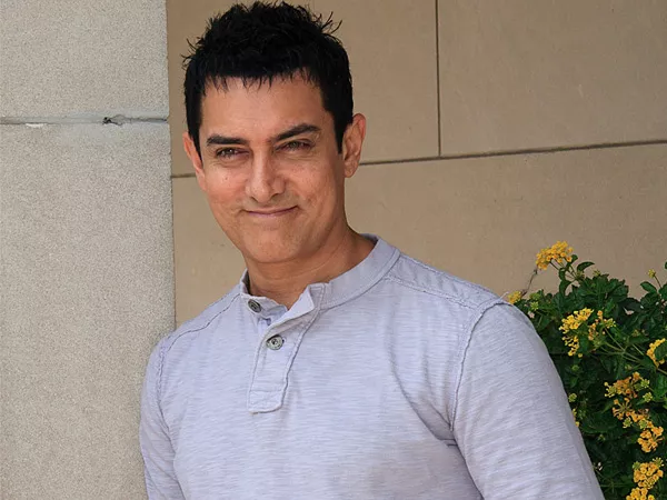 Aamir Khan To Produce T Series Founder Gulshan Kumar Biopic - Sakshi