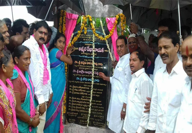 Minister Indrakaran Reddy Development Works In Adilabad - Sakshi