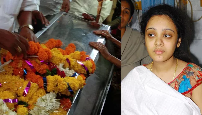 Pranay Murder Case Amrutha Emotional Cry After Seeing Husband Dead Body - Sakshi