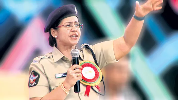 Special storty to Andhra Pradesh Women Protection Cell Incharge SP Sarita - Sakshi