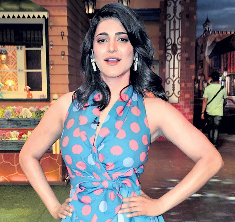 Shruti Haasan to produce 'The Mosquito Philosophy' - Sakshi