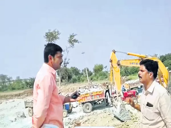 Raging mining mafia in Palnadu - Sakshi